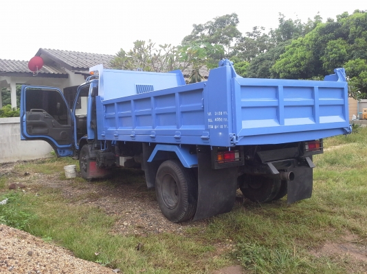 ขาย 6 ล้อดั้ม NPR130 แรง ห้างแท้ ปี46 เดิมบางสีเดิมไม่มีชน ต่อดั้มใหม่ เบรกทิฟฟี่ อุปกรณ์ครบภายในสอาด  สภาพพร้อมใช้งาน 100\%