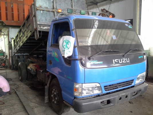 ขาย 6 ล้อดั้ม NPR130 แรง ห้างแท้ ปี46 เดิมบางสีเดิมไม่มีชน ต่อดั้มใหม่ เบรกทิฟฟี่ อุปกรณ์ครบภายในสอาด  สภาพพร้อมใช้งาน 100\%