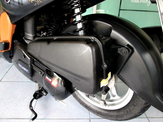 fiore สีดำน้ำตาล ปี 57 รถพันโล สภาพสวยๆหายาก ใครที่หารุ่นนี้ สภาพใหม่ๆ มาแล้วนะ รถวิ่งพันโล สภาพสวยสุด แถม 5 รายการ