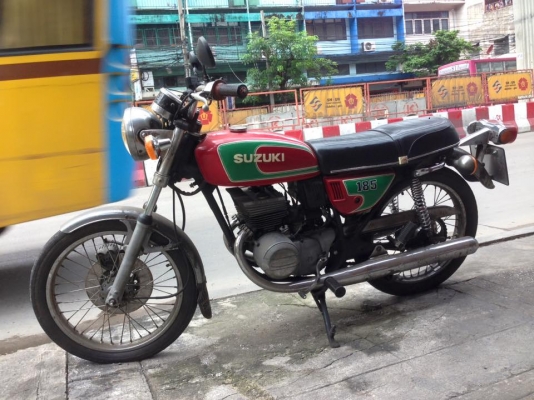 SUZUKI GT185