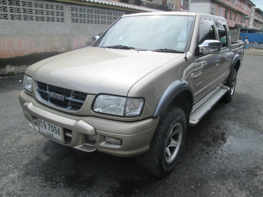 ขาย Isuzu Dragon-eye 4ประตู 4WD LS ปี02. ขาย Isuzu Dragon-eye 4ประตู 4WD LS ปี02.