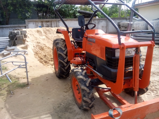 ขาย 180000 บาท พร้อมอุปกรณ์ 4 อย่าง ดันหน้า โรตารี่ ฝาน 6 ผานขุดมัน