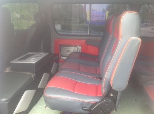 รถตู้หลังคาสูง เครื่อง2L พร้อมใช้งาน เครื่องเสียงพร้อม ภาษี59