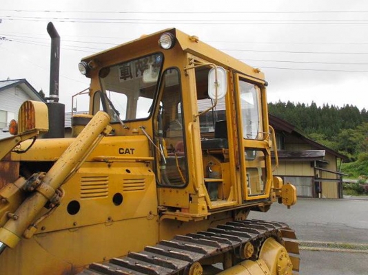 รถดันดิน Cat D5B-47X #00320UP 5158hrs 1978yr รถอยู่ญี่ปุ่น สนใจสั่งนำเข้าติดต่อ ใหม่ 061-4194022 รถดันดิน Cat D5B-47X #00320UP 5158hrs 1978yr รถอยู่ญี่ปุ่น สนใจสั่งนำเข้าติดต่อ ใหม่ 061-4194022