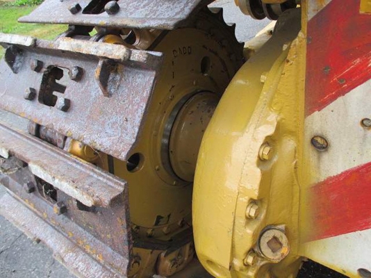 รถดันดิน Cat D5B-47X #00320UP 5158hrs 1978yr รถอยู่ญี่ปุ่น สนใจสั่งนำเข้าติดต่อ ใหม่ 061-4194022 รถดันดิน Cat D5B-47X #00320UP 5158hrs 1978yr รถอยู่ญี่ปุ่น สนใจสั่งนำเข้าติดต่อ ใหม่ 061-4194022