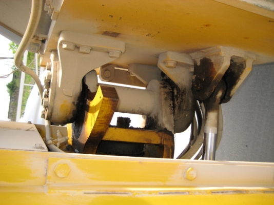 รถบดล้อเหล็กสามล้อ Sakai R2 #12294 1570hr 1991yr สนใจติดต่อ ใหม่ 061-4194022 รถบดล้อเหล็กสามล้อ Sakai R2 #12294 1570hr 1991yr สนใจติดต่อ ใหม่ 061-4194022