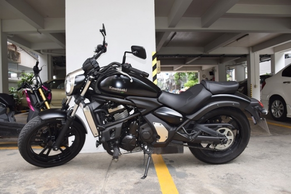 ขาย kawasaki vulcan s สีดำด้าน