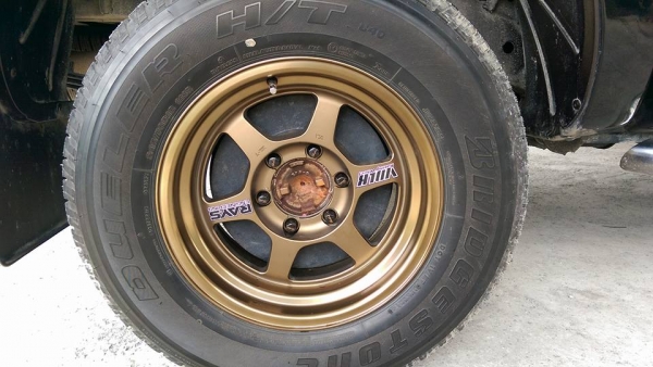 ล้อ TE 37 ขอบ 16 พร้อมยาง 245 70 16 ปี 14 สภาพ ป้ายแดง วิ่งไม่ถึง 5,000 โล 18,0000 ล้อ TE 37 ขอบ 16 พร้อมยาง 245 70 16 ปี 14 สภาพ ป้ายแดง วิ่งไม่ถึง 5,000 โล 18,0000