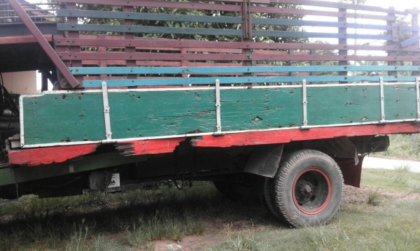 ขาย6 ล้อนิสสันหน้ายาว เครื่อง 6BB 145 แรง มีสโลว์ ลดได้นิดหน่อย