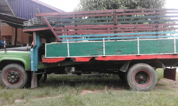 ขาย6 ล้อนิสสันหน้ายาว เครื่อง 6BB 145 แรง มีสโลว์ ลดได้นิดหน่อย