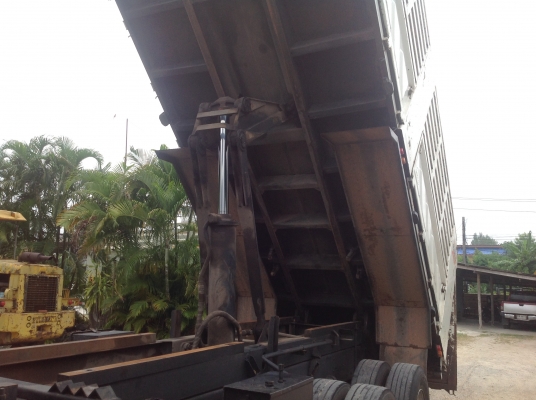 ขายสิบล้อ 360 ปี 55