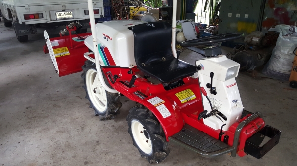 รถพรวนดิน นั่งขับ ขนาดเล็ก ขับ4 ล้อ 4 WD