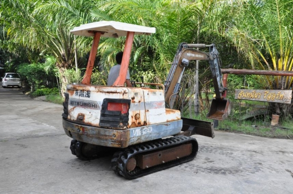ลดกระหน่ำ!!ขายแบคโฮ MITSUBISHI ME20 เดิมจากญี่ปุ่น ทำงานสมบูรณ์ทุกระบบ รับรองไม่ผิดหวัง 139,000 เท่านั้น!!
