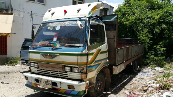 ็HINO.KM779.เครื่อง.WO4D-5,50เมตร.ครัชซีสวย.เครื่องดึ.หัวเก๋งเก็บสีหน่อยOKราคา.215,000- ็HINO.KM779.เครื่อง.WO4D-5,50เมตร.ครัชซีสวย.เครื่องดึ.หัวเก๋งเก็บสีหน่อยOKราคา.215,000-