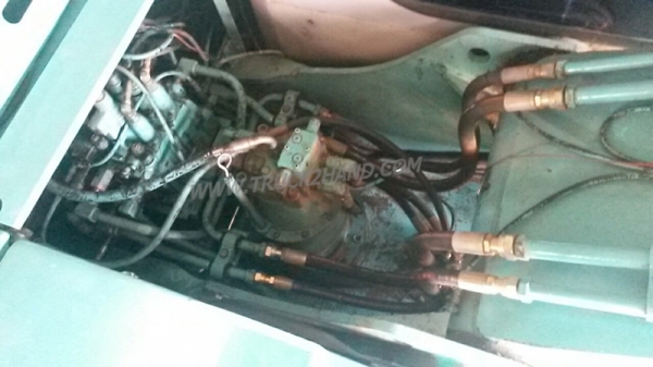 รถแบคโฮ KOBELCO SK200 MARK 5 รถแบคโฮ KOBELCO SK200 MARK 5