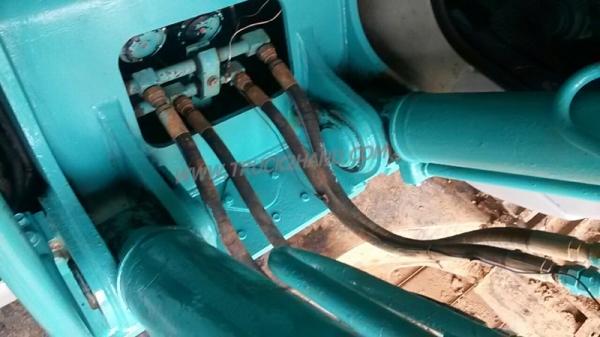 รถแบคโฮ KOBELCO SK200 MARK 5 รถแบคโฮ KOBELCO SK200 MARK 5