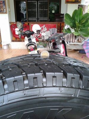 ยาง deestone 15 /9.5 /30 ยาง deestone 15 /9.5 /30