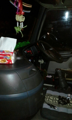 หัวลาก VOLVO  400 แรง ปี 50 (เฉพาะ หัว )  ราคา  1,270,000 บาท