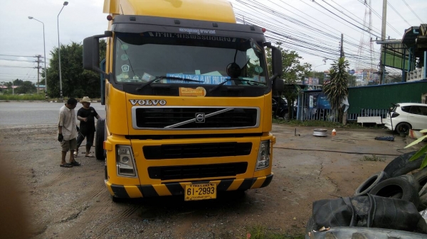 หัวลาก VOLVO  400 แรง ปี 50 (เฉพาะ หัว )  ราคา  1,270,000 บาท