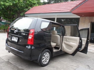 TOYOTA AVANZA 1.5 MT ปี 2008 รถสวยพร้อมใช้ จัดไฟแนนซ์ได้  T.086-527-9533