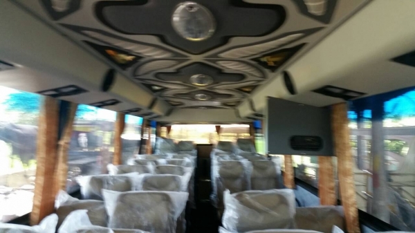 ลดราคาสุดๆ รถบัส6 ล้อ ทรงวอลโว