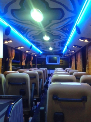 ลดราคาสุดๆ รถบัส6 ล้อ ทรงวอลโว