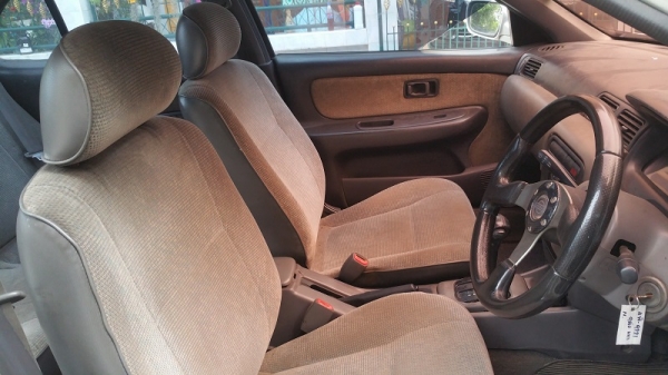 นิสสัน ซันนี่ เครื่องSR20ฝาแดง เกียร์ออโต้ ติดแก๊ส