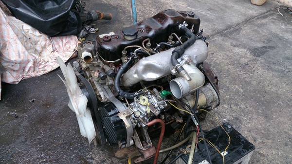 ขายเครื่องยนต์ดีเซล ISUZU มังกรมีเลขไม่แพง