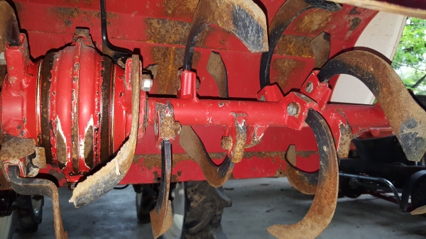 รถพรวนดิน นั่งขับ ขนาดเล็ก ขับ4 ล้อ 4 WD รถพรวนดิน นั่งขับ ขนาดเล็ก ขับ4 ล้อ 4 WD