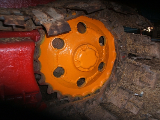 ขายรถเกียวข้าวไทยเส็งยนต์ รุ่นมดตะนอย อุ้ม 2.5 ตัน ตัวเดิน 12 HT นอก ปั้มไดกิ้นส์เบอร์ 23 เครื่องยนต์นิสสัน 230 แรงม้า