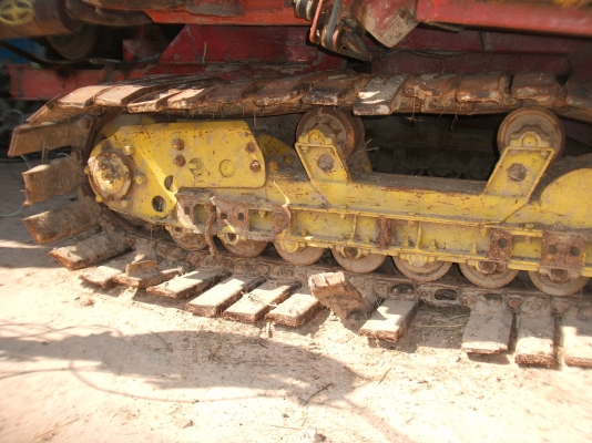 ขายรถเกี่ยวข้าวศักดิ์พัฒนาการเกษตร รุ่นบิ๊ก37 ตัวเดินโม่ปูน เครื่องยนต์ 6 BG ปั้มไดกิ๊นส์เบอร์ 22