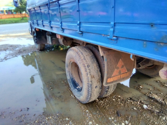 ขายรถหกล้อดั้ม ยี่ห้อ อีซูซุ NKR สภาพดี