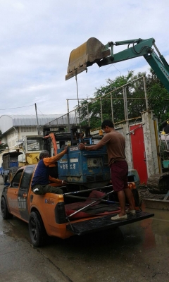 จัดไปอีกตัวครับ สำหรับเครื่องเขื่อมพร้อมปั่นไฟ พร้อมใช้ เก่าญี่ปุ่น จัดไปอีกตัวครับ สำหรับเครื่องเขื่อมพร้อมปั่นไฟ พร้อมใช้ เก่าญี่ปุ่น