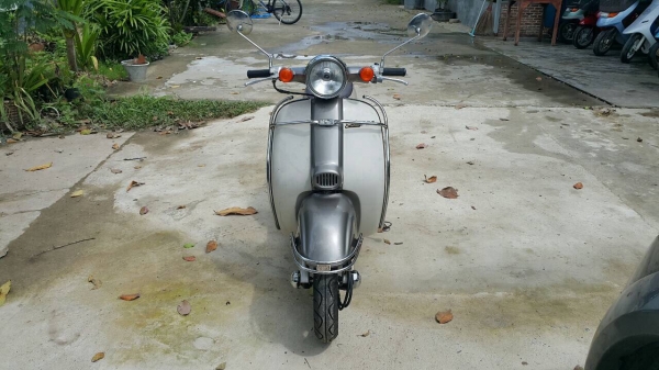 Honda giorno50cc2tพร้อมชุดแต่งรอบคันแท้ตรงรุ่น