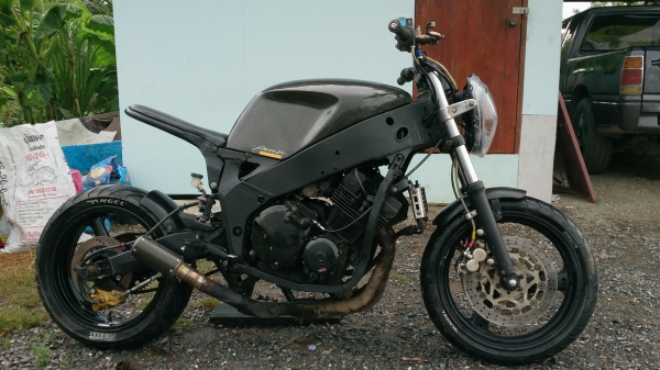 ขอขายยามาฮ่าบิ๊กไบค์400ccเสียงดุเครื่องแน่นๆเรยคับราคา32,00