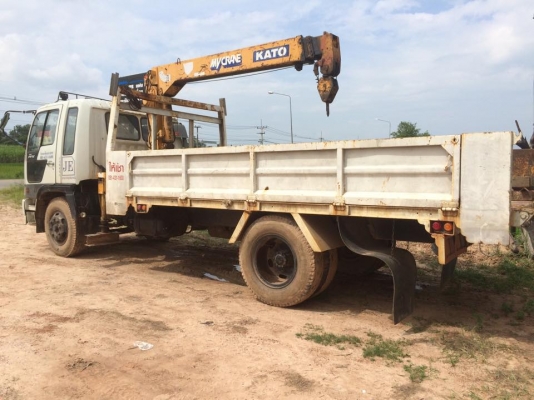 ขาย  6 ล้อ HINO 210 แรง ติดเครน KATO 3.6 ตัน