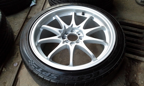 ขายล้อce 28 17" 8*9 4/100 พร้อมยาง 10500