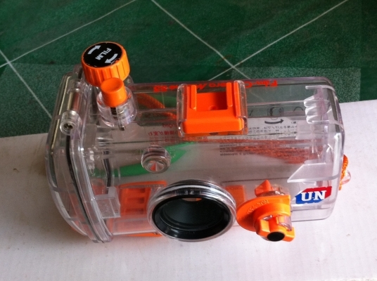 ตัวครอบกล้องเพื่อกันน้ำ เอาไว้ภ่ายใต้น้ำได้ ของใหม่ตามภาพ ได้จากญี่ปุ่น