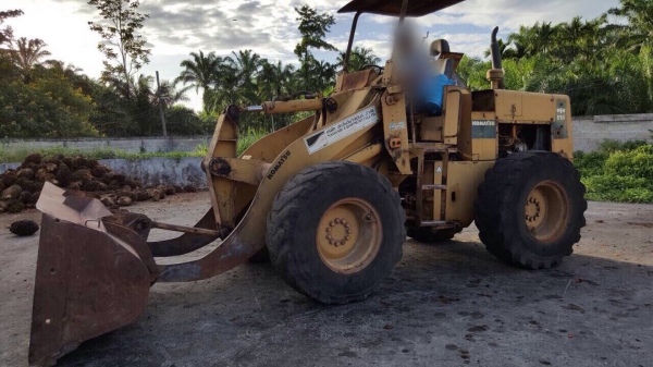 ขายรถตักล้อยาง KOMATSU 510 กรองคู่ พร้อมใช้งาน สนใจโทร 081-970-1072