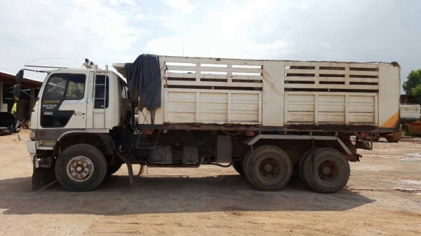 ขาย 10 ล้อดั้ม HINO FM1M มีระบบลำโพงลากพ่วง เครื่องเดิม EM100 220 แรงม้า เกียร์เดิม สโลว์เดิม คัสซีสวยตลอดเส้น ยางเต็ม แอร์เย็น ทะเบียนพร้อมโอน ขาย 10 ล้อดั้ม HINO FM1M มีระบบลำโพงลากพ่วง เครื่องเดิม EM100 220 แรงม้า เกียร์เดิม สโลว์เดิม คัสซีสวยตลอดเส้น ยางเต็ม แอร์เย็น ทะเบียนพร้อมโอน