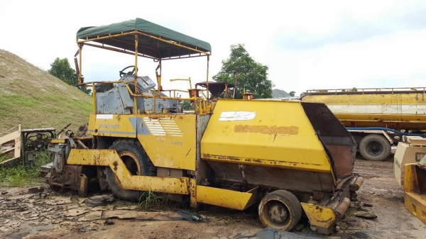 ขายรถปูยาง SUMITOMO HA-45W เอกสารเล่มทะเบียน รถใช้งานได้ปกติ ราคาคุยกันได้ครับ