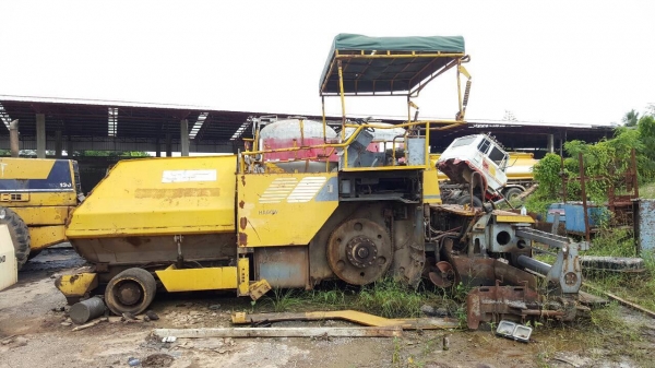 ขายรถปูยาง SUMITOMO HA-45W เอกสารเล่มทะเบียน รถใช้งานได้ปกติ ราคาคุยกันได้ครับ