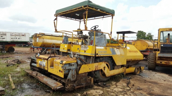 ขายรถปูยาง SUMITOMO HA-45W เอกสารเล่มทะเบียน รถใช้งานได้ปกติ ราคาคุยกันได้ครับ