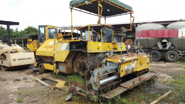 ขายรถปูยาง SUMITOMO HA-45W เอกสารเล่มทะเบียน รถใช้งานได้ปกติ ราคาคุยกันได้ครับ