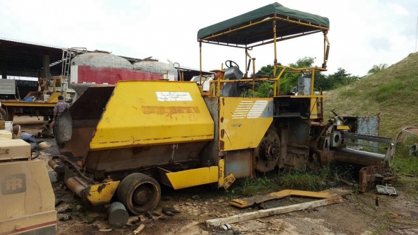 ขายรถปูยาง SUMITOMO HA-45W เอกสารเล่มทะเบียน รถใช้งานได้ปกติ ราคาคุยกันได้ครับ