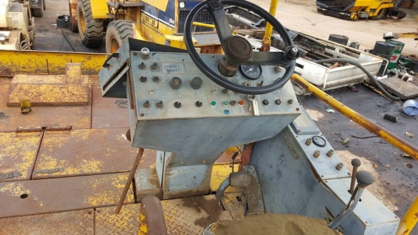 ขายรถปูยาง SUMITOMO HA-45W เอกสารเล่มทะเบียน รถใช้งานได้ปกติ ราคาคุยกันได้ครับ