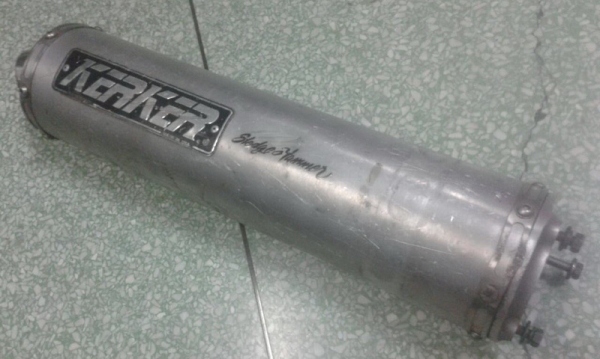 ขายท่อซิ่งBigbikeของKERKER by USAท่อทรงกลมท่อเข้า2นิ้ว8เซน ยึดน๊อต3ตัว