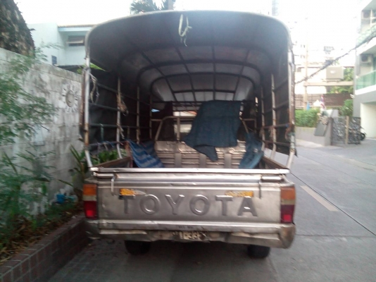 ขาย รถกระบะ Toyota Hilux Hero ปี1988