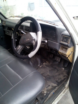 ขาย รถกระบะ Toyota Hilux Hero ปี1988