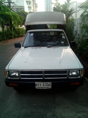 ขาย รถกระบะ Toyota Hilux Hero ปี1988